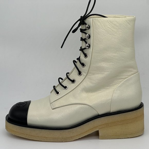 CHANEL 22A Grained Shimmer Leather Lace Up Combat Biker Hiking Ankle Boots - Picture 2 of 16